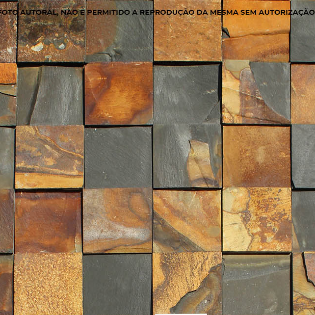 Muro Revestido com Pedra Ferro 15x15 - Decor Pedras