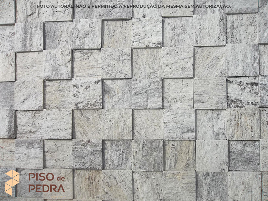 PEDRA MADEIRA VERMELHA 11,5X11,5 ALMOFADADA - Casa das Pedras Decorativas