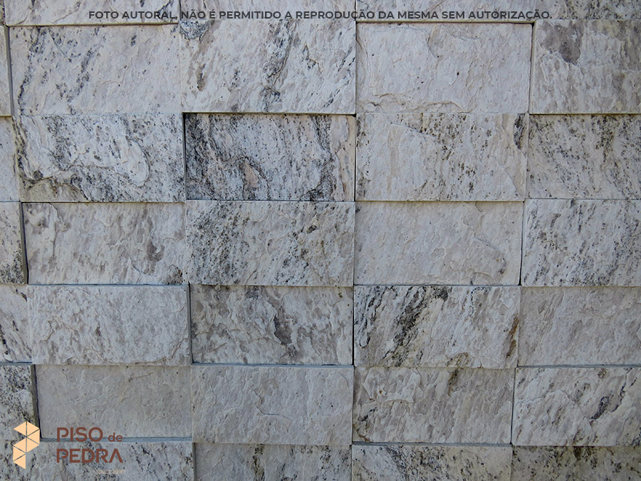 Pedra Madeira Almofadada Branca Pinta Roxa 11,5x23 - Piso de Pedra